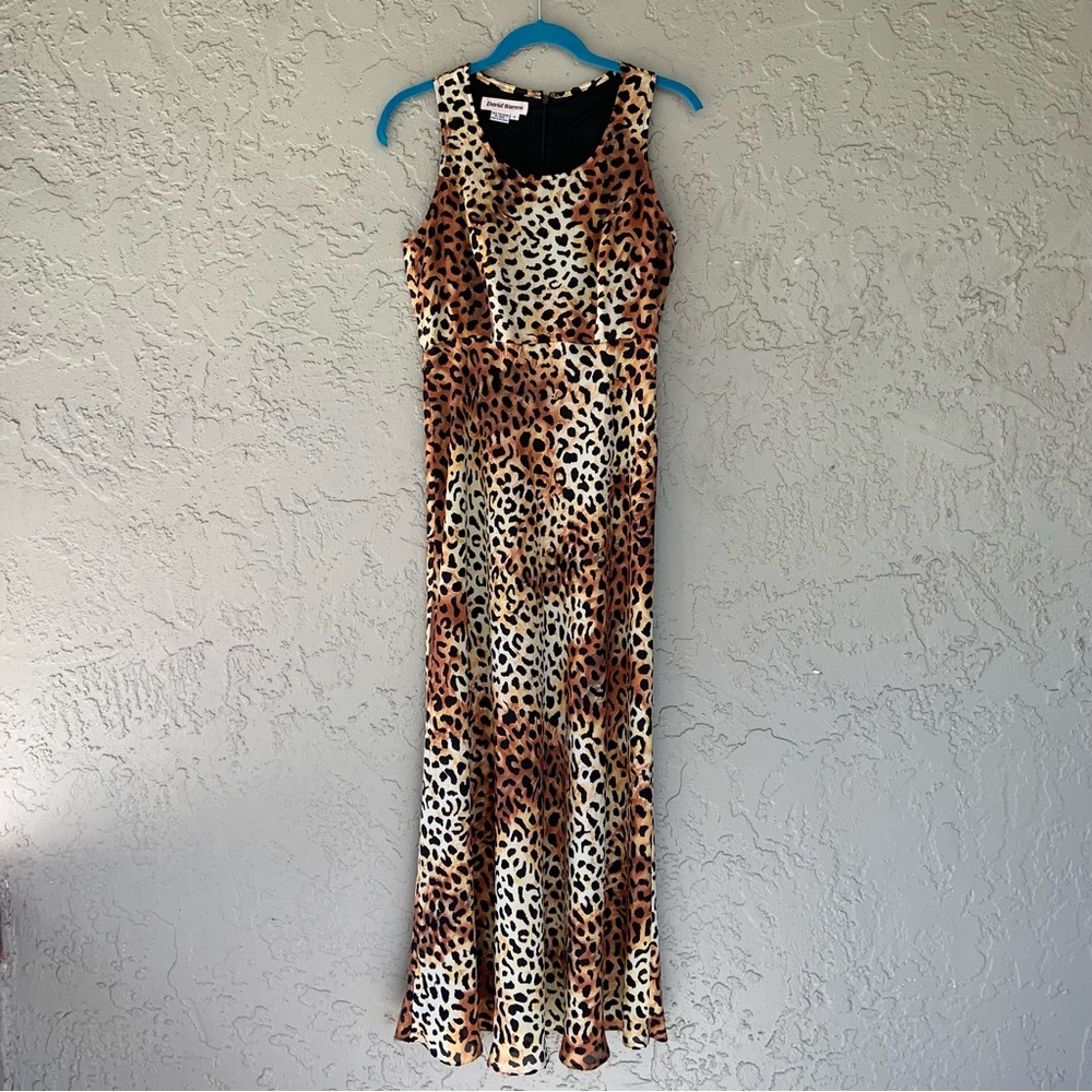 Leopard Print Sleeveless Maxi Dress